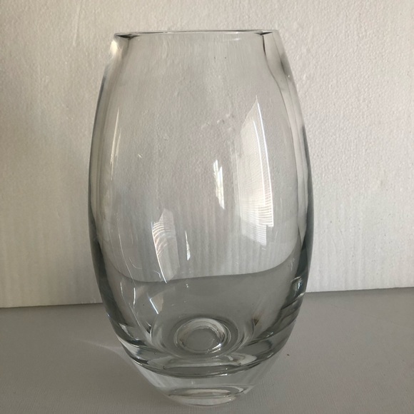 Badash Crystal Vase Radiant 9.75" Heavy. Elegant. Mouth blown - Picture 1 of 4